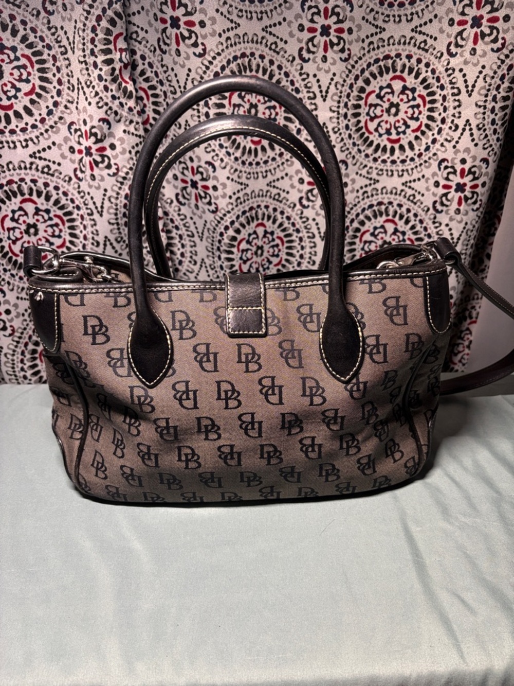 Dooney & Bourke Signature Monogram Satchel Heart Toggle Closure Black Grey - Picture 2 of 14